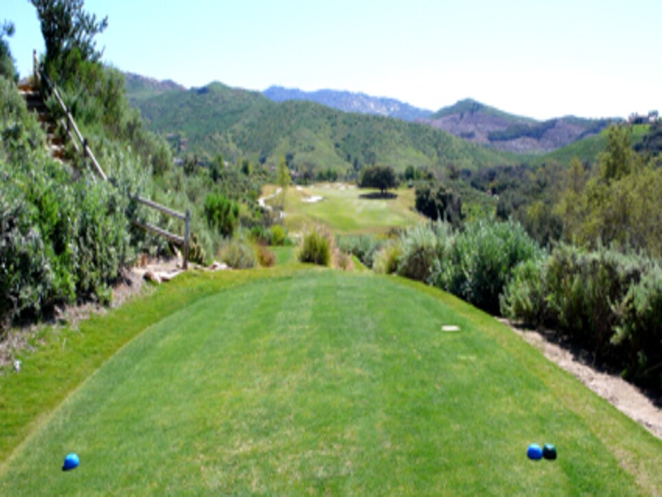 /content/dam/images/golfdigest/fullset/2015/07/20/55ad7200b01eefe207f6895e_golf-courses-blogs-wheres-matty-g-MAderas_18.jpg