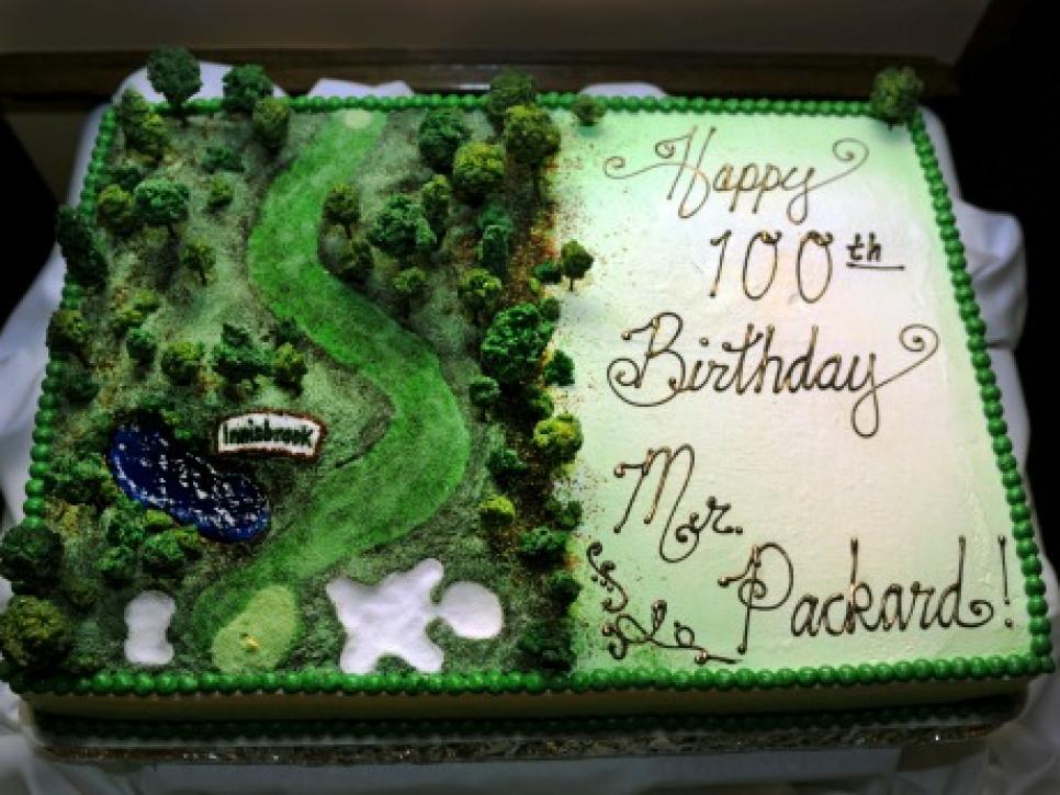 /content/dam/images/golfdigest/fullset/2015/07/20/55ad783eadd713143b428abf_golf-tours-news-blogs-local-knowledge-blog-larry-packards-100th-birthday-cake-480.jpg