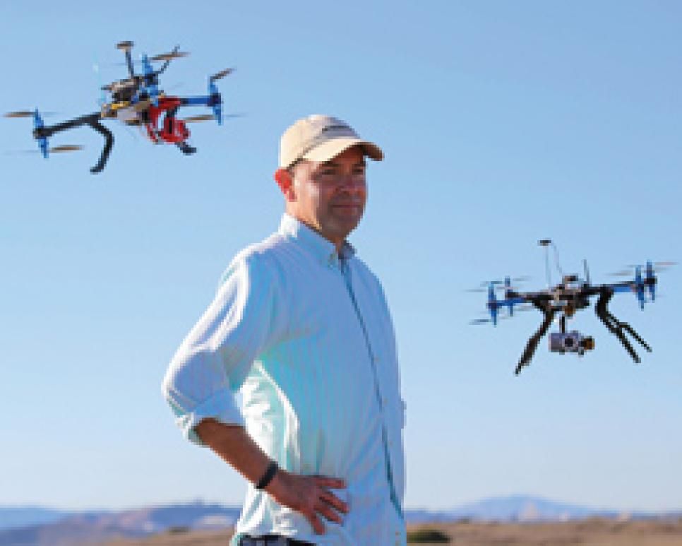 courses-2014-06-coar04-using-drones-chris-anderson.jpg
