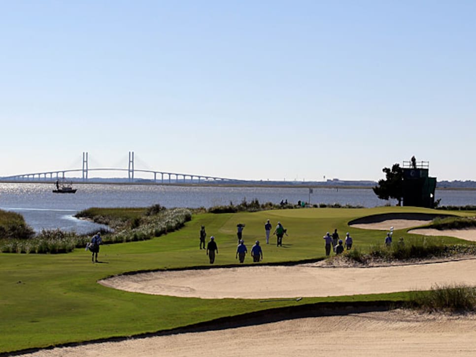 /content/dam/images/golfdigest/fullset/2015/07/21/55ada3e7b01eefe207f83179_golfworld-2011-10-gwar01_fall_ball_rosaforte_1024.jpg