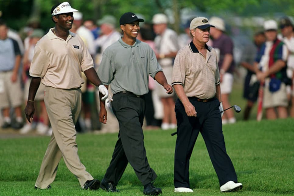 Tiger And Vijay... Smiling?