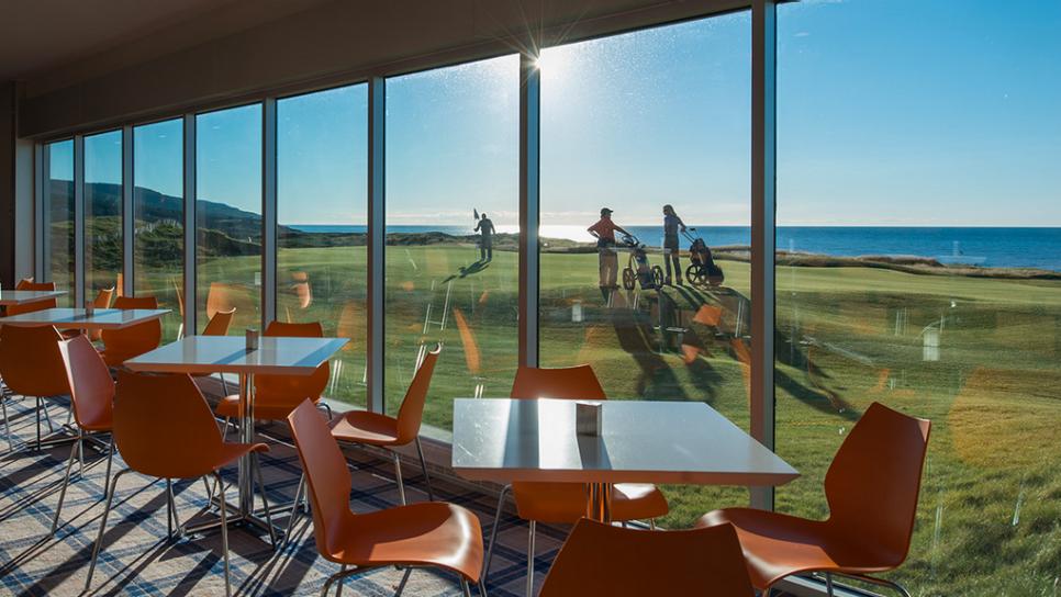 Cabot-Links-Clubhouse-Bar.jpg