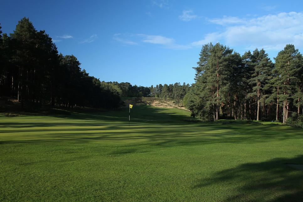 Sunningdale-Golf-Club-Old-Course-hole-10.jpg