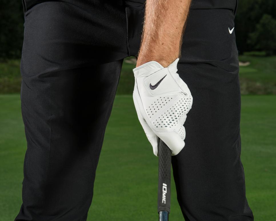 Tommy-Fleetwood-irons-correct-grip.jpg