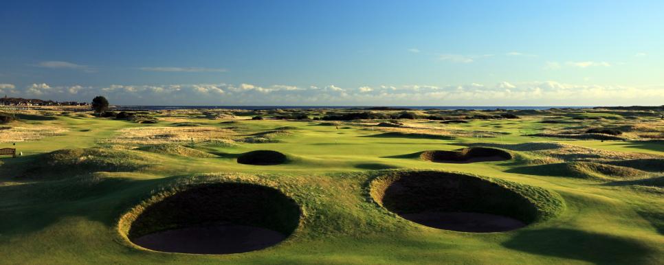 Carnoustie Golf Links Spectacles bunkers 14