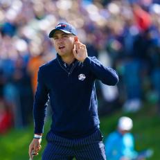 PARIS, FRANCE - SEPTEMBER 29: Justin Thomas of the USA celebrates after making his putt on the 13th hole during the morning fourball matches of the 2018 Ryder Cup at Le Golf National on September 29, 2018 in Paris, France. (Photo by Darren Carroll/PGA of America via Getty Images)