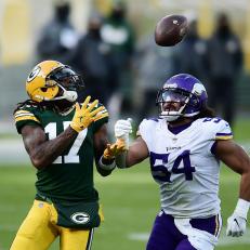 GREEN BAY, WISCONSIN - NOVEMBER 01:  Eric Kendricks #54 of the Minnesota Vikings defends a pass intended for Davante Adams #17 of the Green Bay Packers during a game at Lambeau Field on November 01, 2020 in Green Bay, Wisconsin. The Vikings defeated the Packers 28-22.  (Photo by Stacy Revere/Getty Images)