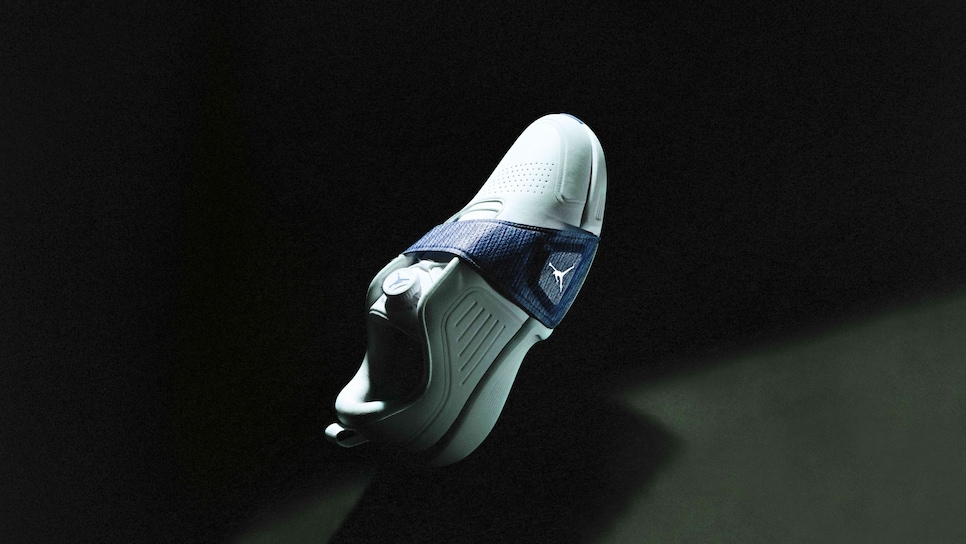 /content/dam/images/golfdigest/fullset/2022/jordan-brand-air-rev-1.jpeg