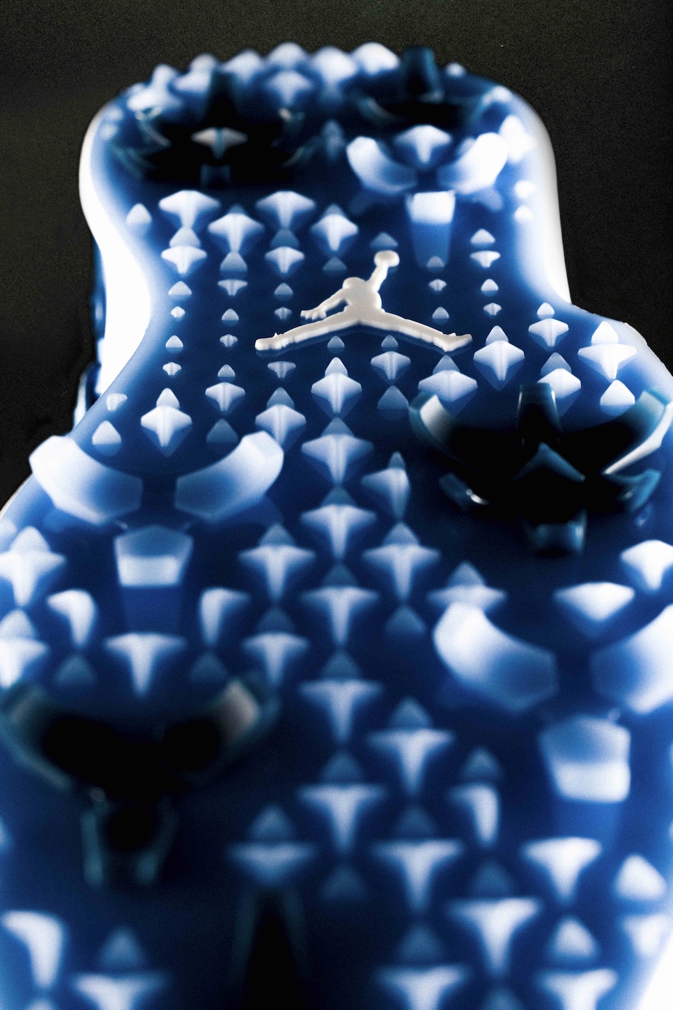 /content/dam/images/golfdigest/fullset/2022/jordan-brand-air-rev-4.jpeg