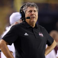 BATON ROUGE, LOUISIANA - SEPTEMBER 17: Head coach Mike Leach of the Mississippi State Bulldogs reacts during a game at Tiger Stadium on September 17, 2022 in Baton Rouge, Louisiana. (Photo by Jonathan Bachman/Getty Images)