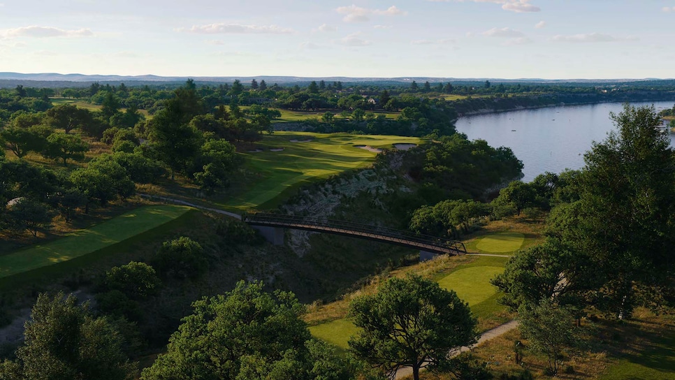 /content/dam/images/golfdigest/fullset/2023/1/GD0525_WHERE_TEXAS_03.jpg