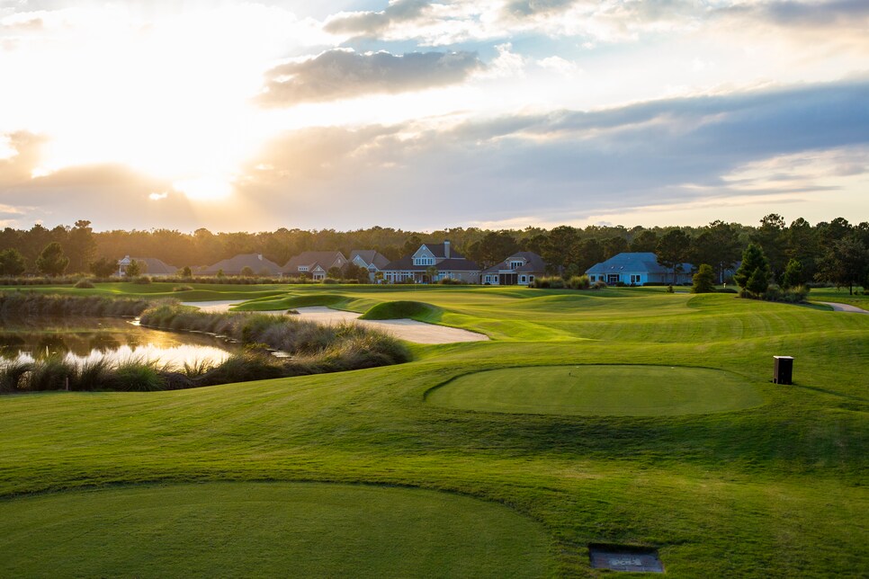 /content/dam/images/golfdigest/fullset/2023/1/Hampton Hall 14.jpg