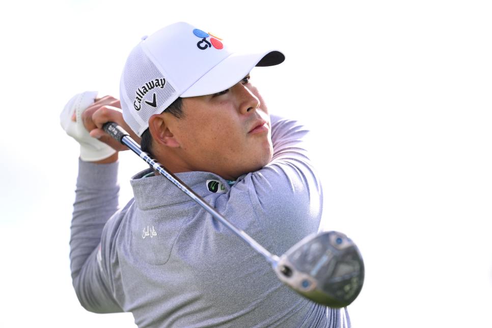 SCOTTSDALE, ARIZONA - FEBRUARY 10: Si Woo Kim of South Korea plays his shot from the first tee during the third round of the WM Phoenix Open at TPC Scottsdale on February 10, 2024 in Scottsdale, Arizona. (Photo by Orlando Ramirez/Getty Images)
