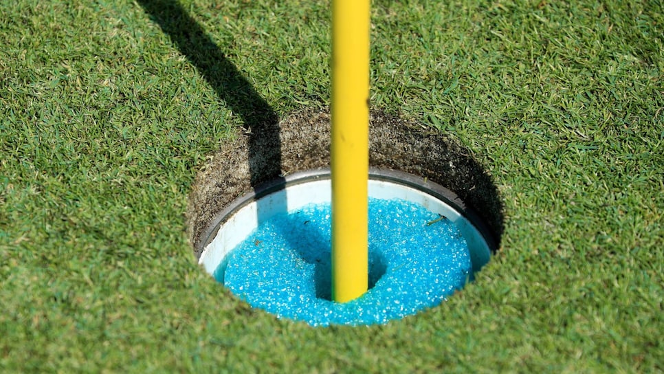 /content/dam/images/golfdigest/fullset/2024/holenoodle.jpg