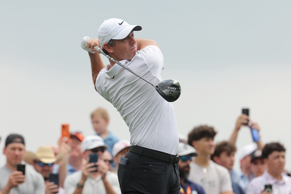 2207658903 HOUSTON, TEXAS - MARCH 30: Rory McIlroy of Northern Ireland hits his tee shot on the fourth hole during the final round of the Texas Children's Houston Open 2025 at Memorial Park Golf Course on March 30, 2025 in Houston, Texas. (Photo by Jonathan Bachman/Getty Images)