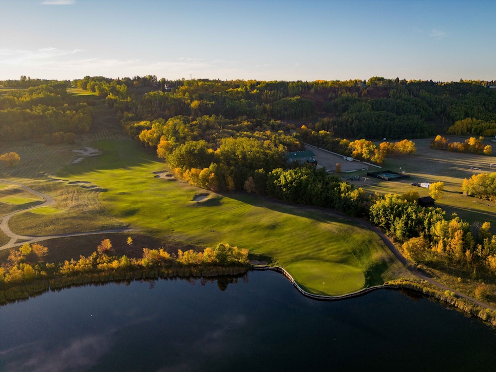 /content/dam/images/golfdigest/fullset/course-photos-for-places-to-play/Blackhawk_Golf_Club-Aerial.jpg
