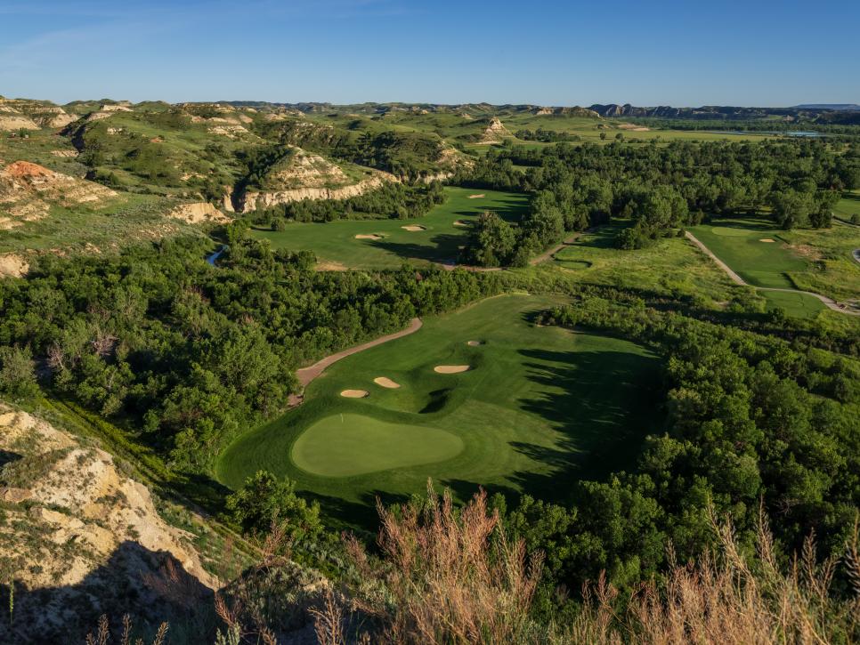 /content/dam/images/golfdigest/fullset/course-photos-for-places-to-play/Bully-Pulpit-Aerial-24006.jpg