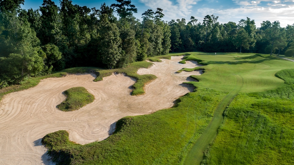 /content/dam/images/golfdigest/fullset/course-photos-for-places-to-play/Carlton_Woods_Fazio__Texas.jpg