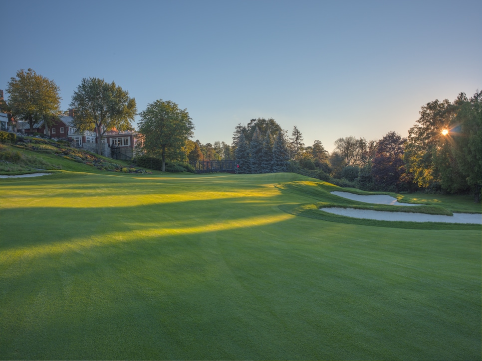 /content/dam/images/golfdigest/fullset/course-photos-for-places-to-play/Country_Club_Of_Buffalo_Hole_Eighteen.jpg