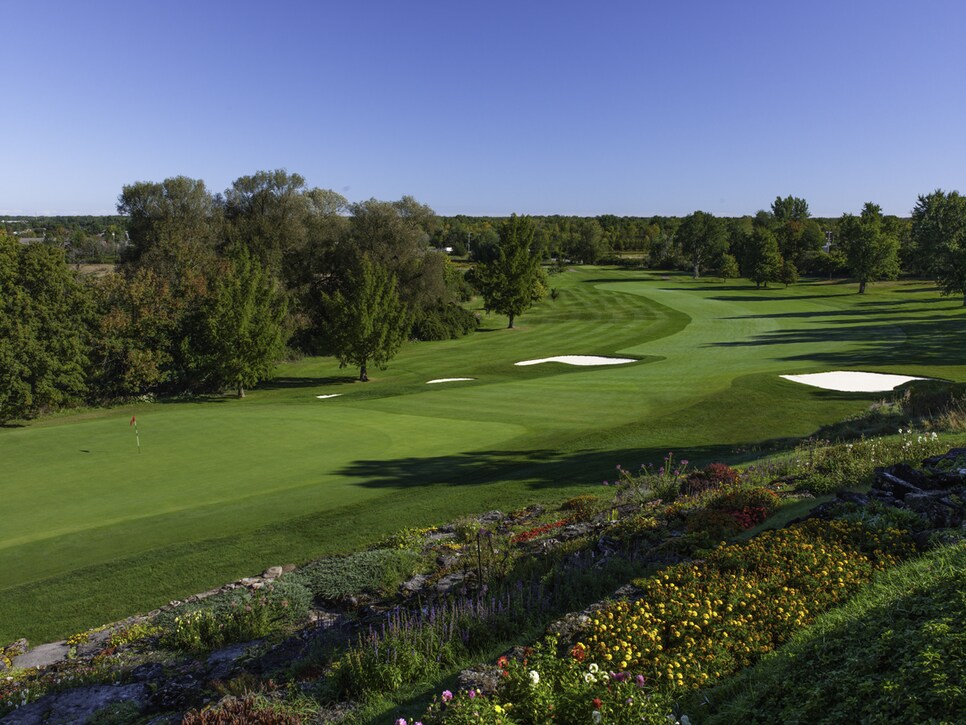 /content/dam/images/golfdigest/fullset/course-photos-for-places-to-play/Country_Club_Of_Buffalo_Hole_Eighteen_.jpg