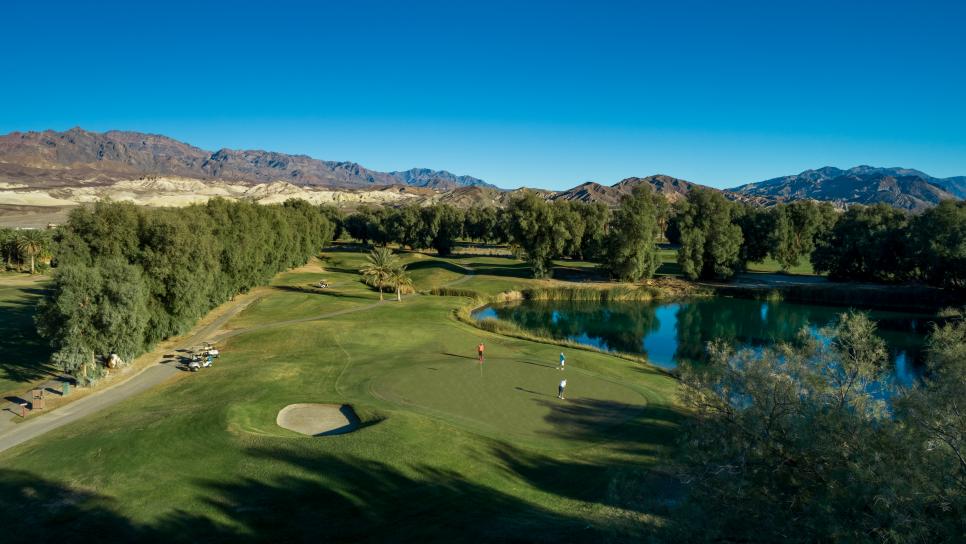 /content/dam/images/golfdigest/fullset/course-photos-for-places-to-play/Furnace_Creek_GC_Hole10_723.jpg