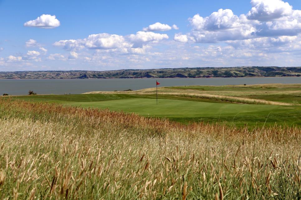 /content/dam/images/golfdigest/fullset/course-photos-for-places-to-play/Links-of-ND-13-North-Dakota-16908.jpg