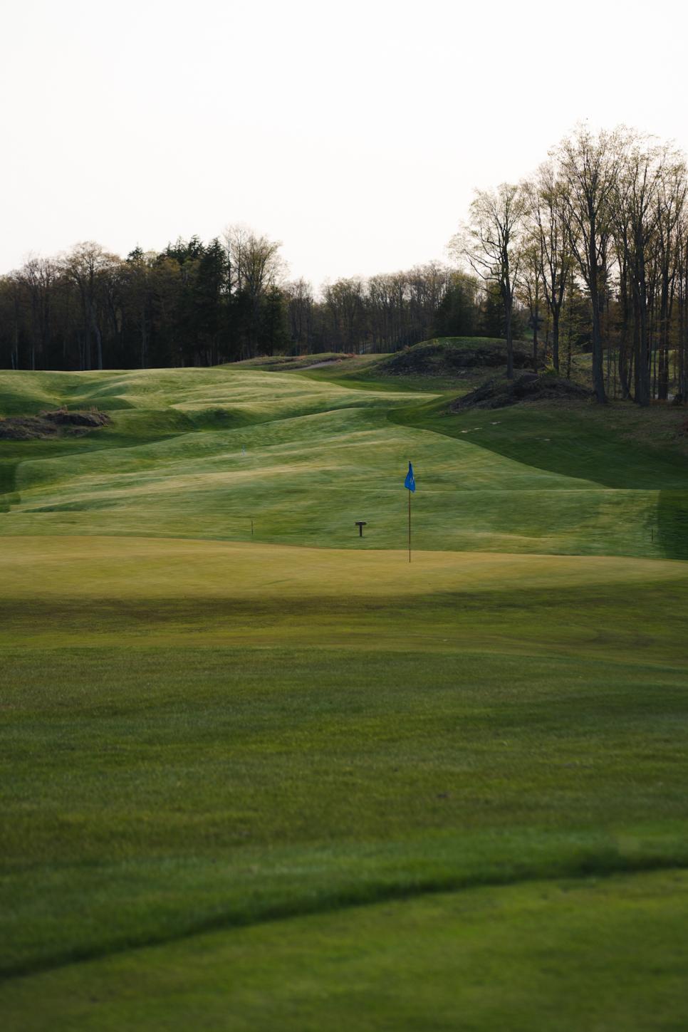 /content/dam/images/golfdigest/fullset/course-photos-for-places-to-play/Marquette-Golf-Club-Greywalls-Green-22806.jpg