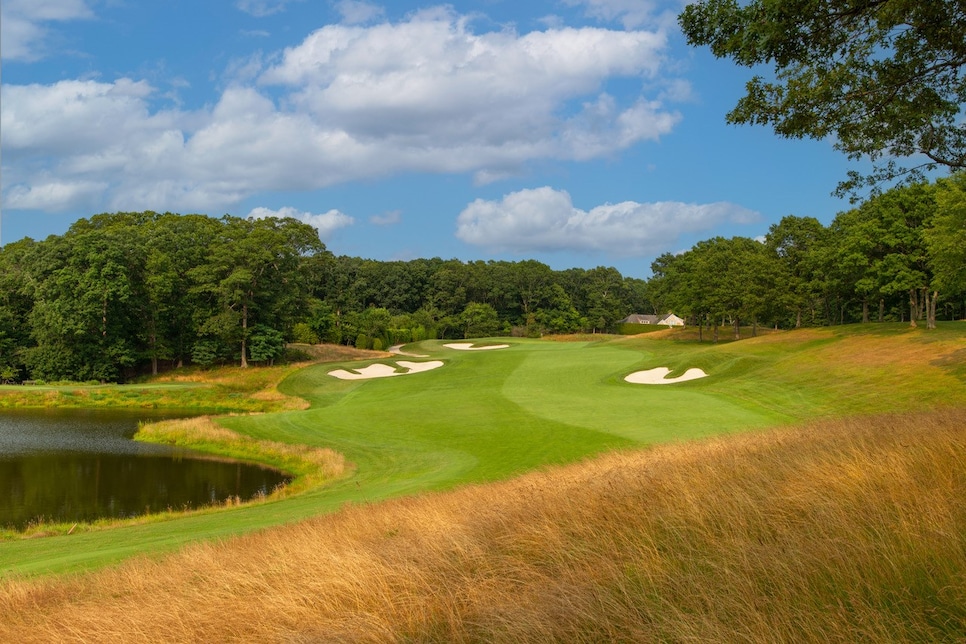 /content/dam/images/golfdigest/fullset/course-photos-for-places-to-play/Noyac_New_York_Hole_Seven.jpg