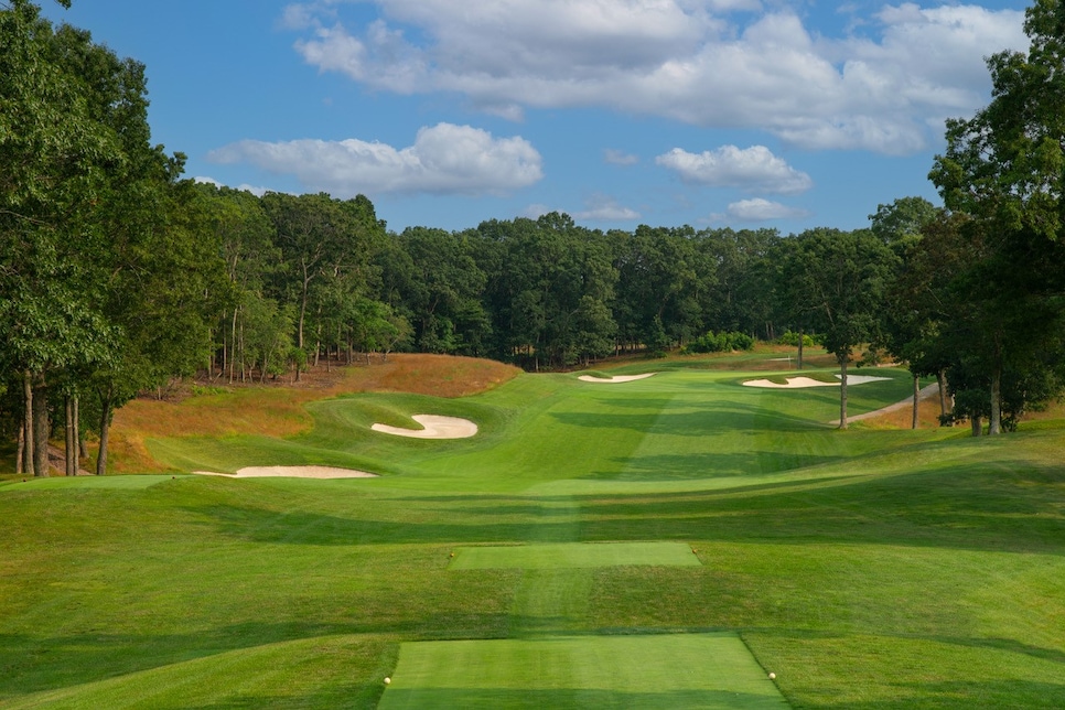 /content/dam/images/golfdigest/fullset/course-photos-for-places-to-play/Noyac_New_York_Hole_Six.jpg