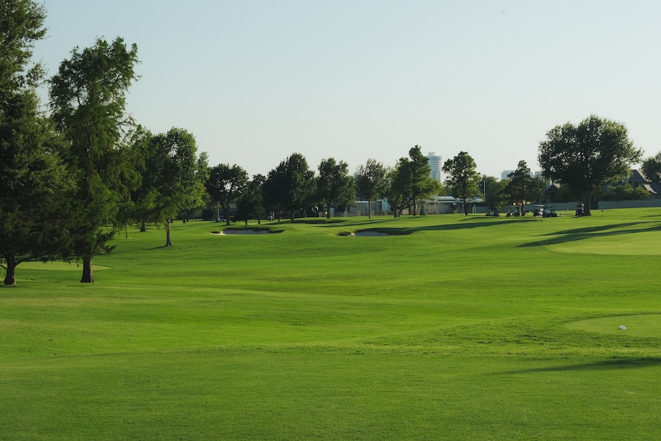 /content/dam/images/golfdigest/fullset/course-photos-for-places-to-play/Oklahoma_City_Hole_One.jpg