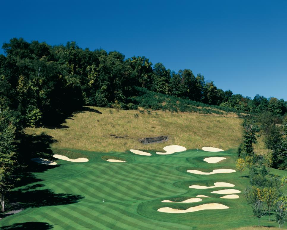 /content/dam/images/golfdigest/fullset/course-photos-for-places-to-play/Olde-Stonewall-Hole13-Pennsylvania-18546.jpg