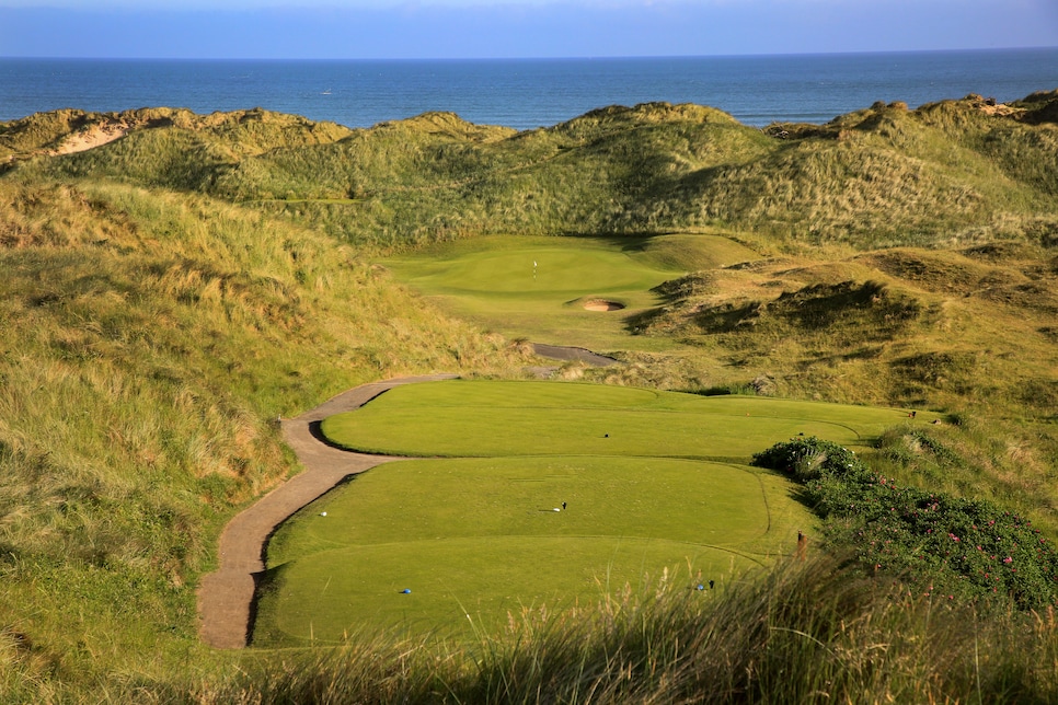 /content/dam/images/golfdigest/fullset/course-photos-for-places-to-play/Portstewart_03TeeClose_0053.jpg