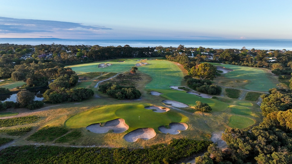 /content/dam/images/golfdigest/fullset/course-photos-for-places-to-play/RMGCWest_07AerialSide09_0952.jpg