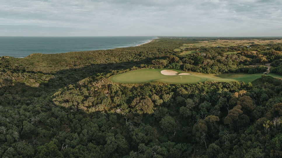 /content/dam/images/golfdigest/fullset/course-photos-for-places-to-play/TheNational_OldCourse_7thhole.jpg