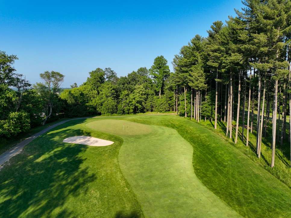 /content/dam/images/golfdigest/fullset/course-photos-for-places-to-play/Waverly-Woods-Frwygreen-18238.jpg