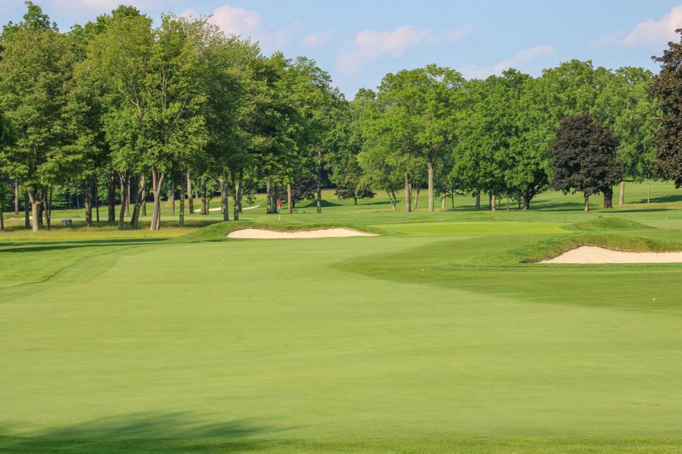 /content/dam/images/golfdigest/fullset/course-photos-for-places-to-play/Wee-Burn-Connecticut-1565.jpg