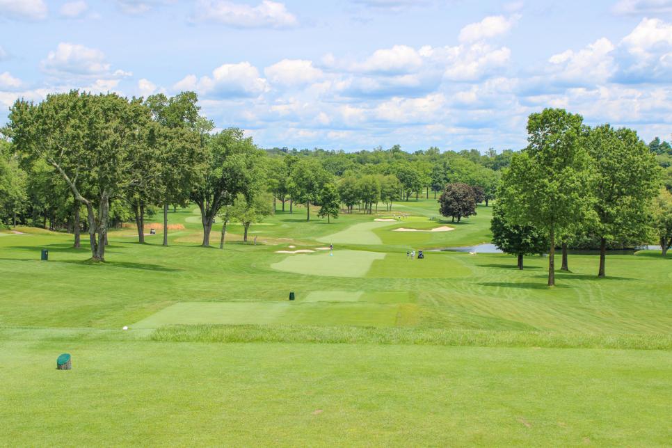 /content/dam/images/golfdigest/fullset/course-photos-for-places-to-play/Wee-Burn-Hol1e0-Connecticut-1565.jpg