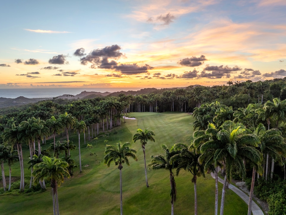 /content/dam/images/golfdigest/fullset/course-photos-for-places-to-play/apes-hill-barbados-fourteenth-hole.jpg