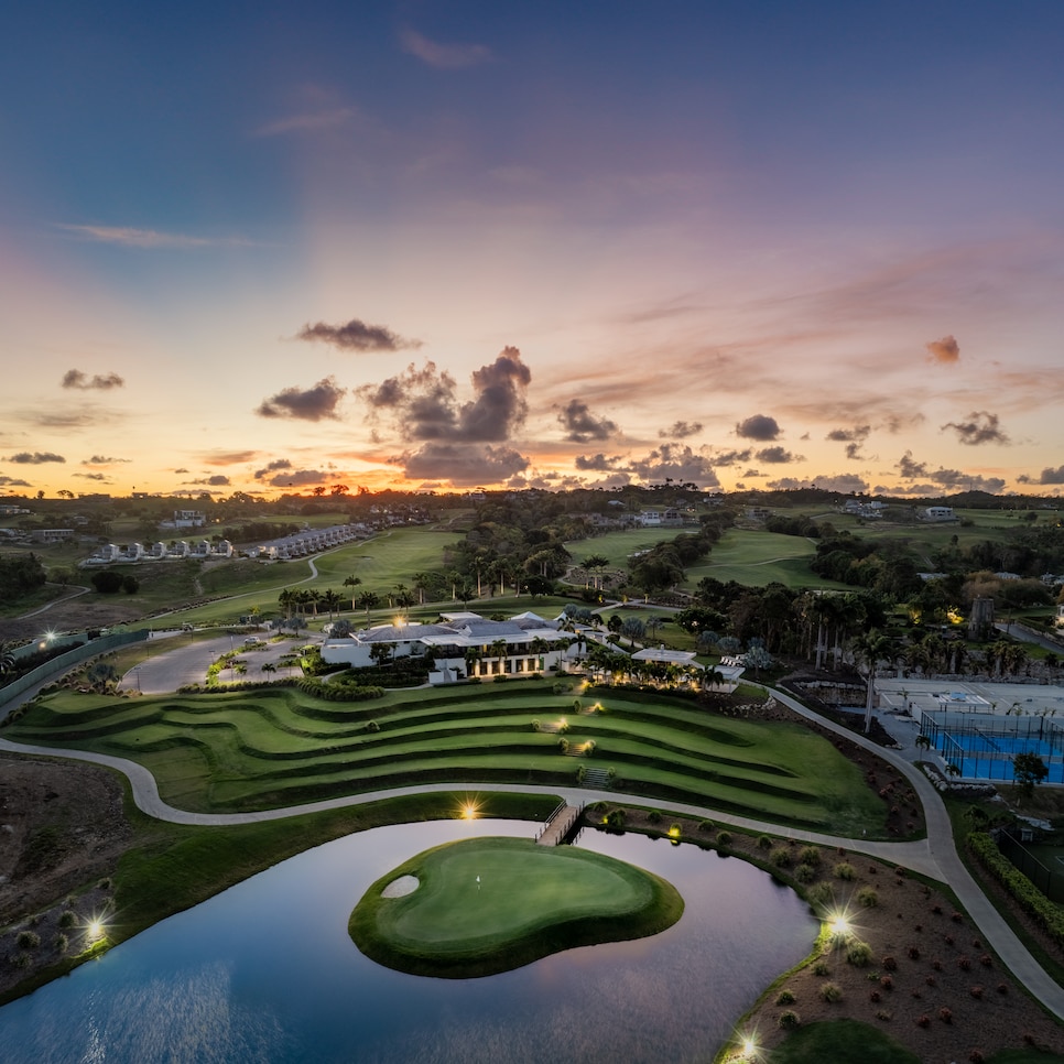 /content/dam/images/golfdigest/fullset/course-photos-for-places-to-play/apes-hill-barbados-ninteenth-hole.jpg