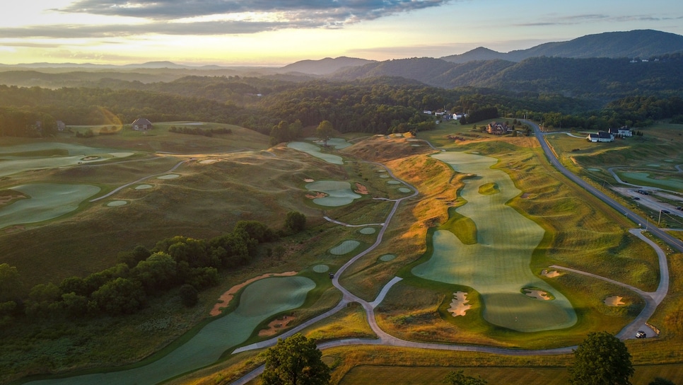 /content/dam/images/golfdigest/fullset/course-photos-for-places-to-play/ballyhack-virginia-seven-through-nine.jpg
