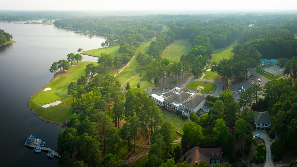 /content/dam/images/golfdigest/fullset/course-photos-for-places-to-play/carolina-trace-country-club-northcarolina-creek-course-6736.jpg