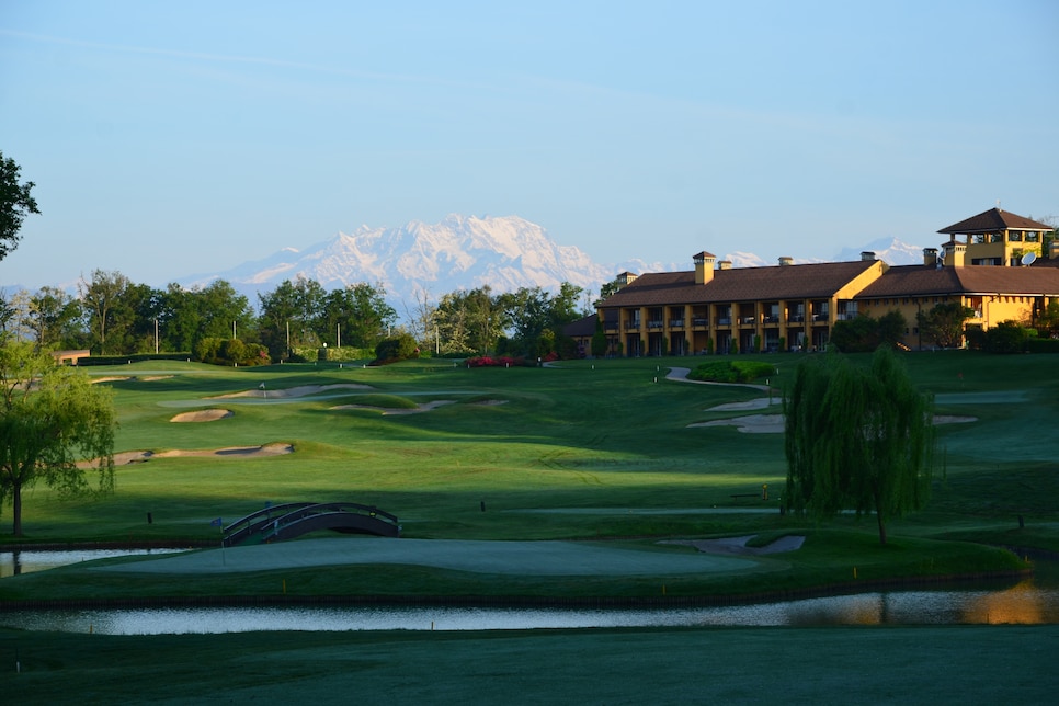 /content/dam/images/golfdigest/fullset/course-photos-for-places-to-play/castelconturbiagolf-club-piedmont-italy.jpg