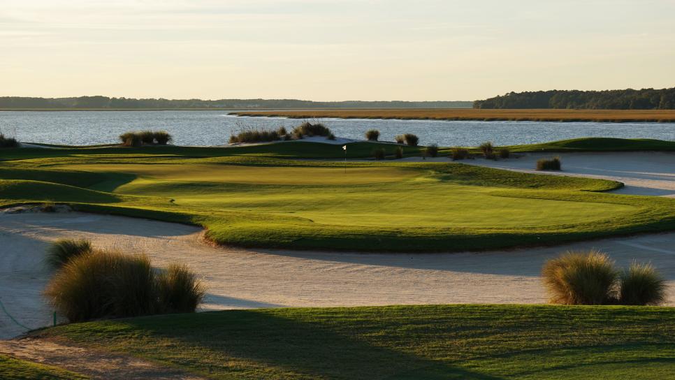 /content/dam/images/golfdigest/fullset/course-photos-for-places-to-play/colleton-river-dye-south-carolina-51640.jpeg