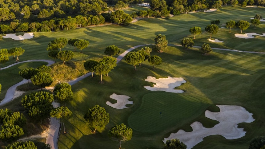 13. Las Colinas G & CC