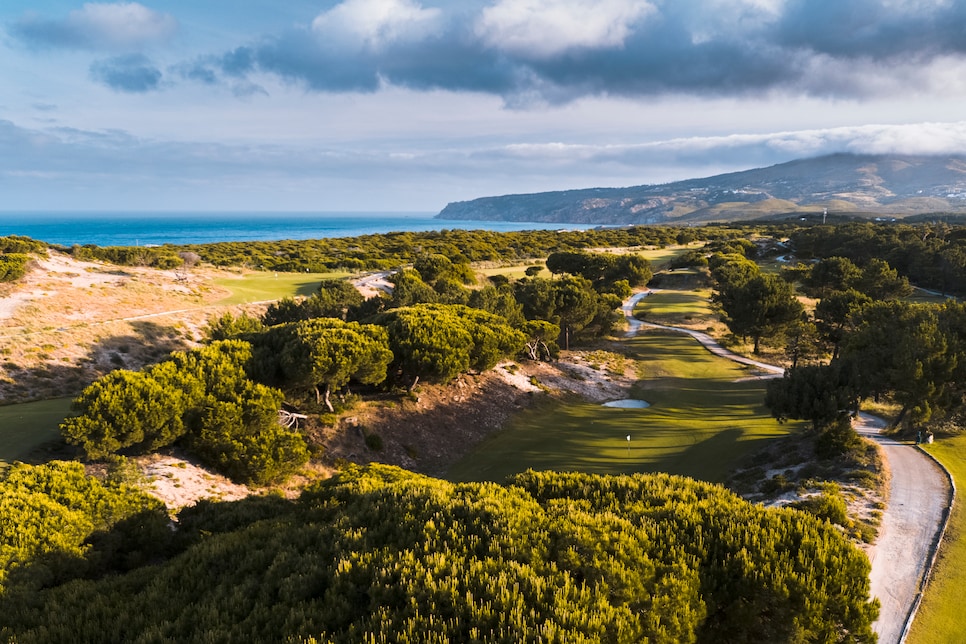 /content/dam/images/golfdigest/fullset/course-photos-for-places-to-play/oitavosdunes-portugal-jacob-sjöman.jpg