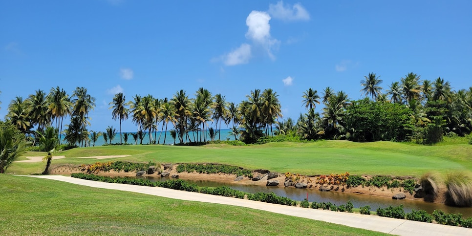 /content/dam/images/golfdigest/fullset/course-photos-for-places-to-play/palmas-athletic-club-palm-course.jpg