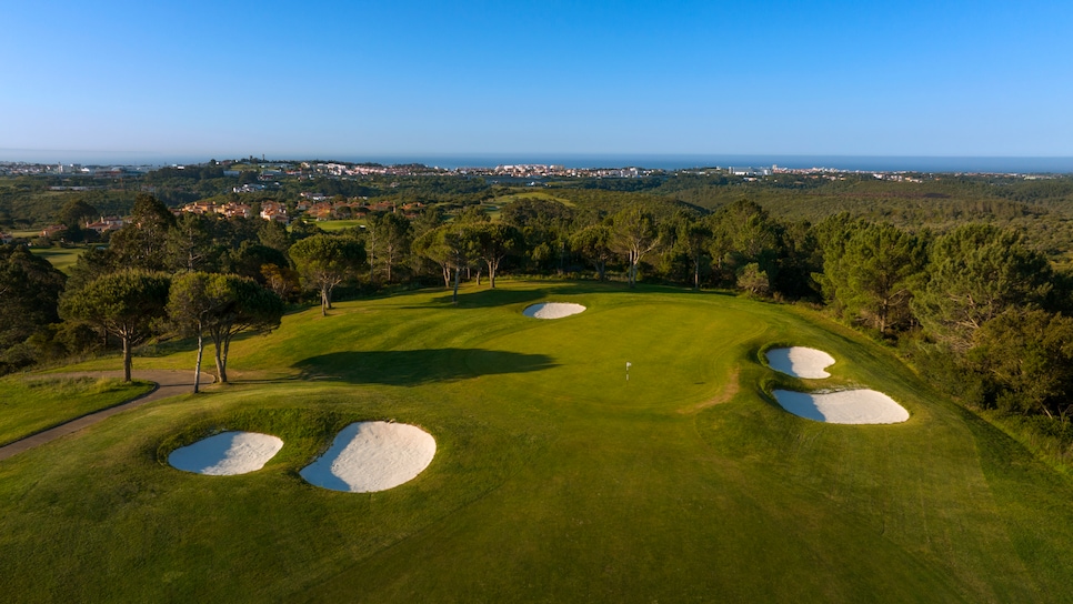 /content/dam/images/golfdigest/fullset/course-photos-for-places-to-play/penha-longa-portugal-fourth.jpg