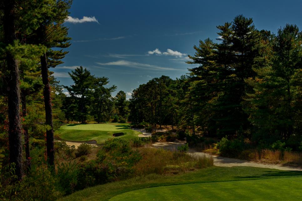 /content/dam/images/golfdigest/fullset/course-photos-for-places-to-play/pine-valley-golf-club-new-jersey-ten-7601.jpg