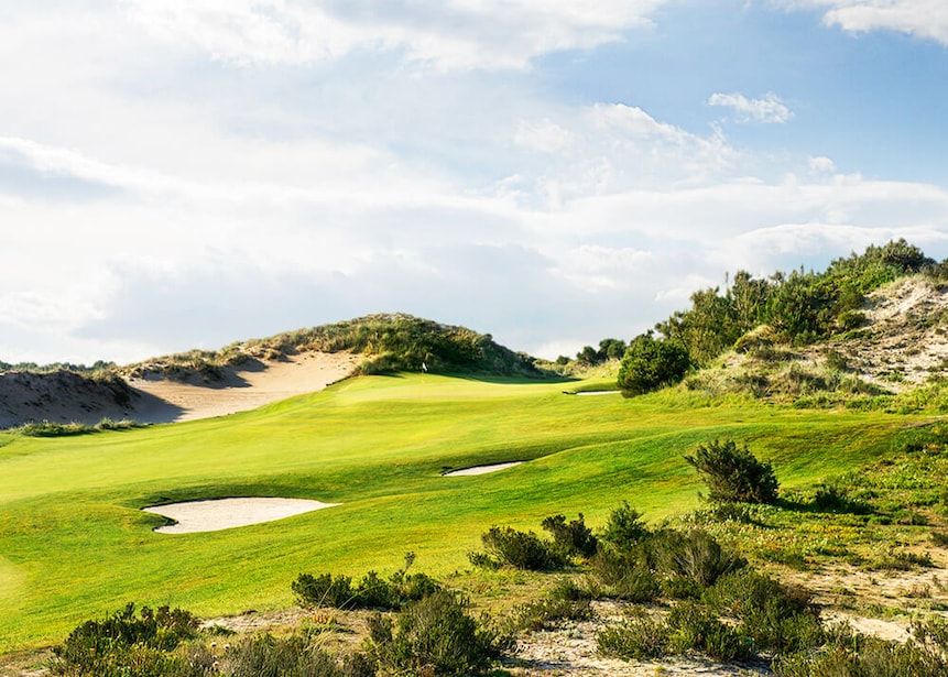 8. Praia D'El Rey G. & Beach Resort  