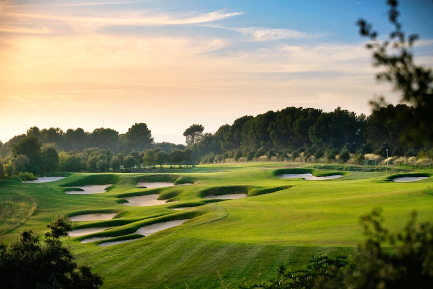 6. Real Club de Golf El Prat: Pink